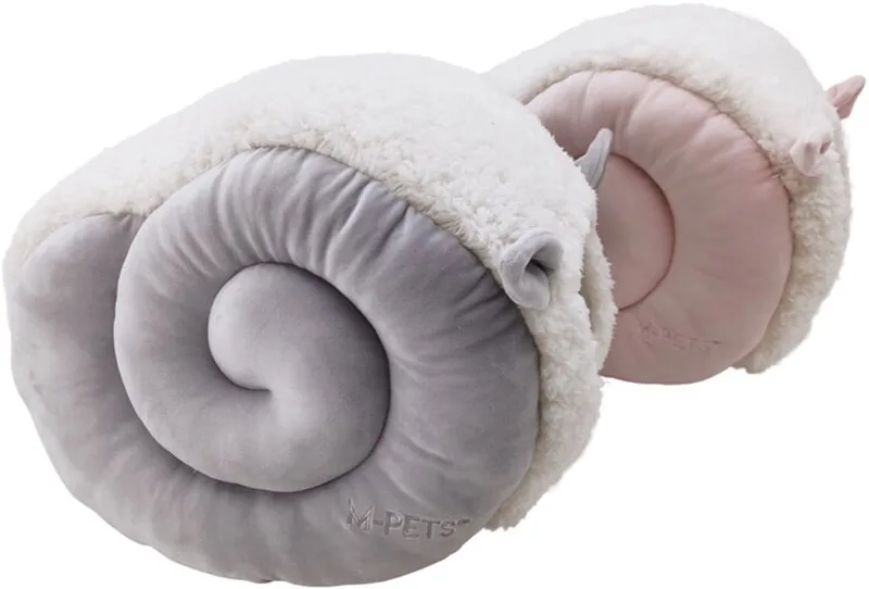Dolly Eco Kattenbed - Roze - 47 x 35 x 30 cm by M-Pets in Grey, Pink – product photo