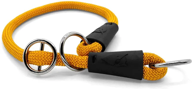Half Slip Halsband Hond Regular Rope Gerecycled Gold Goud by Morso in Blue – product photo