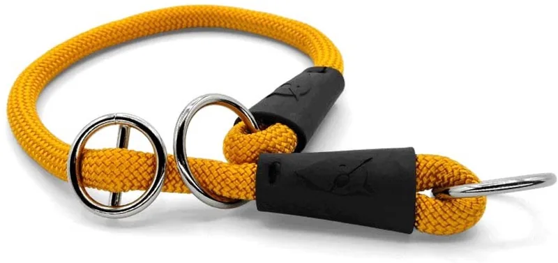 Half Slip Halsband Hond Regular Rope Gerecycled Gold Goud by Morso in Blue – product photo
