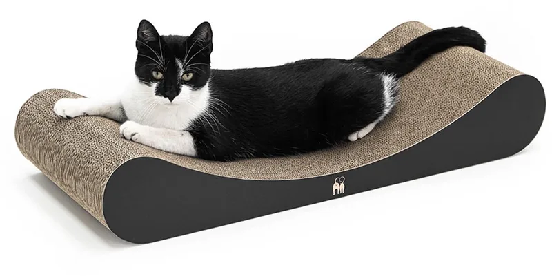 Krabkarton voor Katten - Lily 75 - Stevig Karton - Design Krabplank - 75 x 31 x 13 cm by Petrebels in Black – product photo