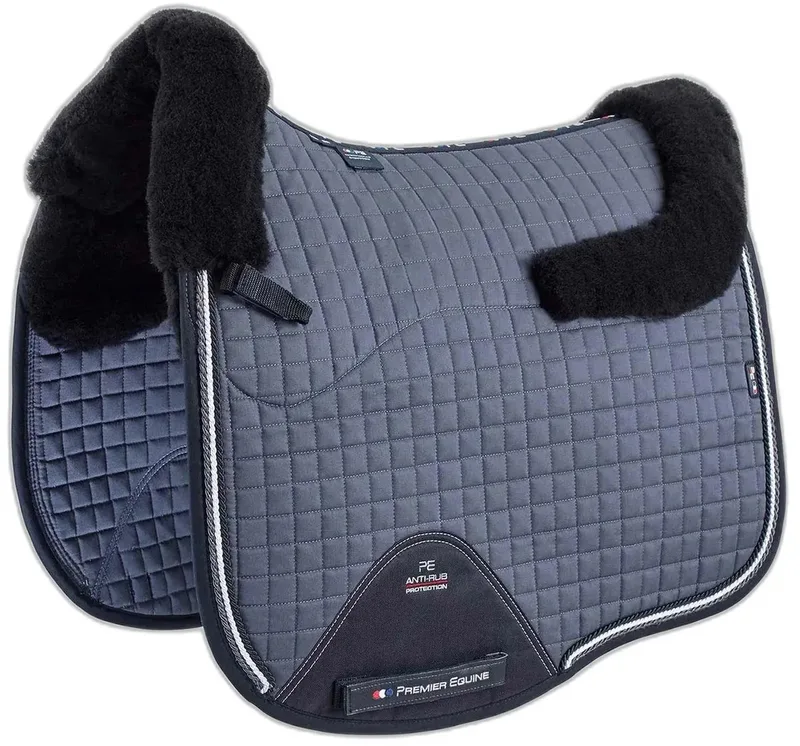 Cc Merino Wool European Dressage Square Zadeldekje Grijs Full von Premier Equine in Grau, Black Wool – Produktfoto