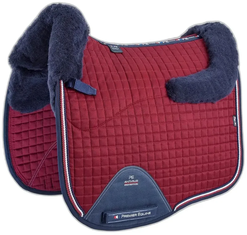 Cc Merino Wool European Dressage Square Zadeldekje Rood Full von Premier Equine in Bordeaux – Produktfoto