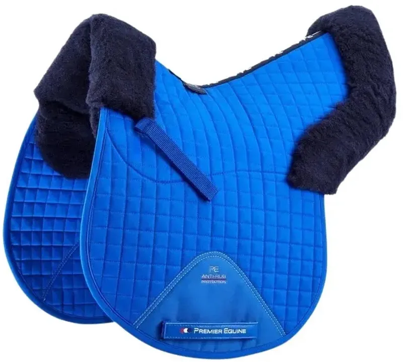 Geïntegreerd synthetisch schapenvacht zadeldek Premier Equine GP/Jump Numnah von Premier Equine in Koningsblauw – Produktfoto