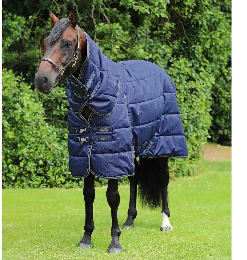 Paardendeken met halsbedekking Premier Equine Hydra 350g by Premier Equine in Marine – product photo