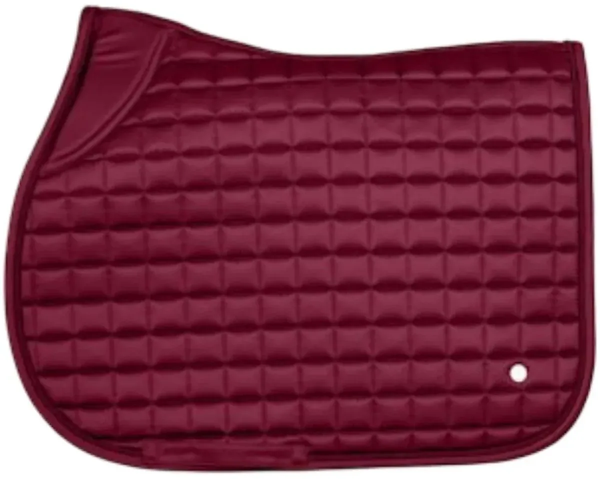 SS25 Dekje Classic Quilt Midnight Fuchsia-Springen-Full van PS of Sweden in Midnight Fuchsia – productfoto