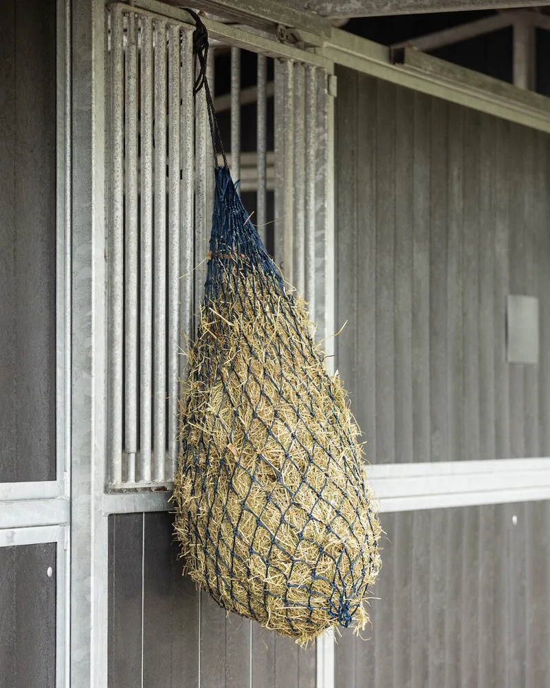 Hooinet Hay Bale - Maas 5 cm - Inhoud 20-30 kg - 107 cm x 119 cm de QHP en Noir – photo produit