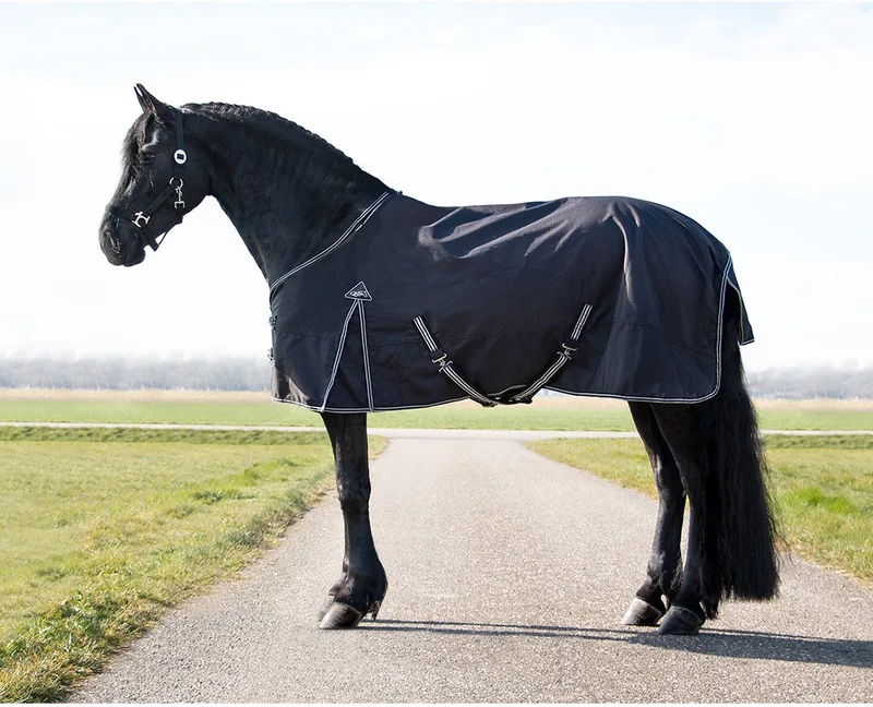 OUTDOORDEKEN TURNOUT BIG NECK 150GR de QHP en Noir – photo produit
