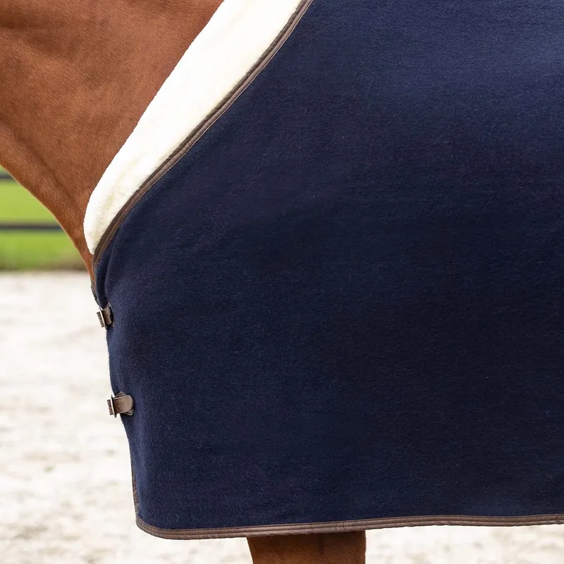 Wollen deken de Luxe Navy - 205 - Zweetdeken von QHP in Blau – Produktfoto