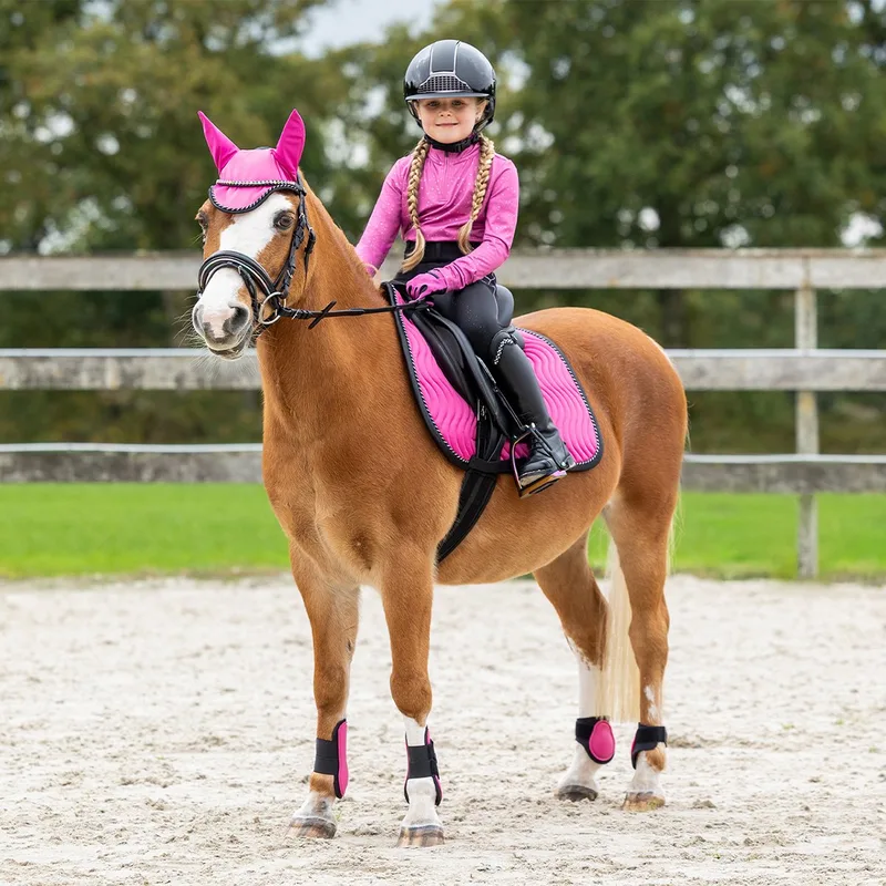 Zadeldek Qhp Isalyn Veelzijdigheid by QHP in Pink – product photo