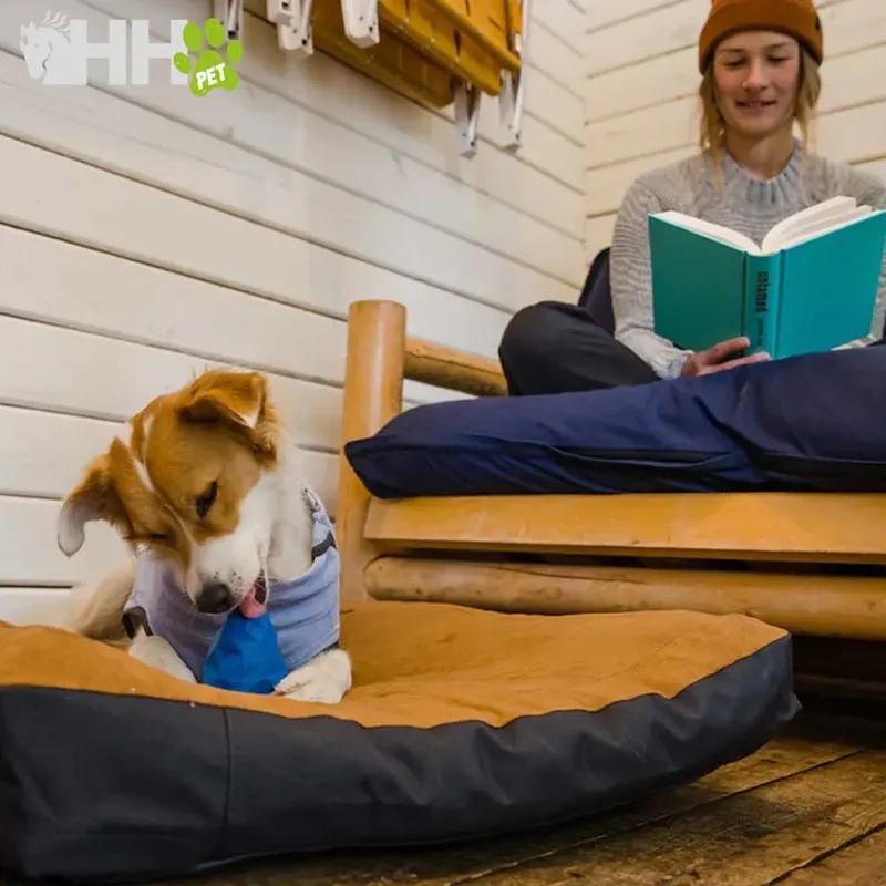 Gnawt-a-cone Hondenspeeltje de Ruffwear – photo produit 2 sur 2
