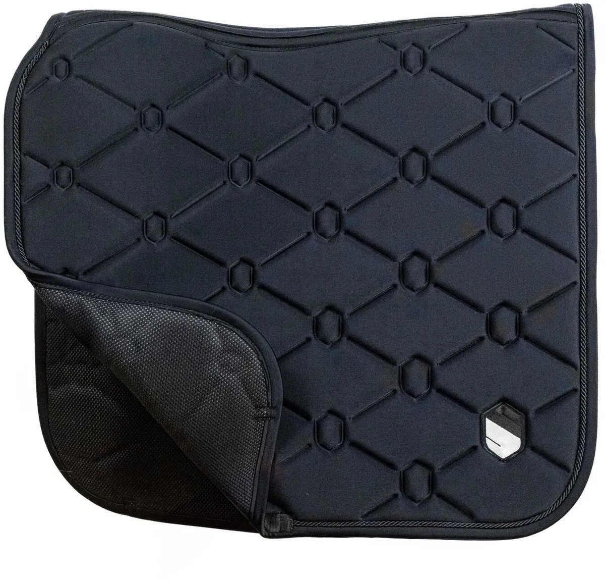 Zadelpad Spineshield Embroidery Black - Dress | Zadeldekje paard von Samshield in Schwarz – Produktfoto