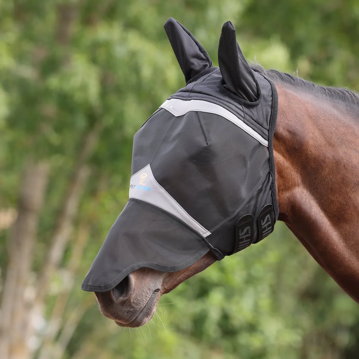 Vliegenmasker met oren en neus Jet Black - Cob von Shires – Produktfoto