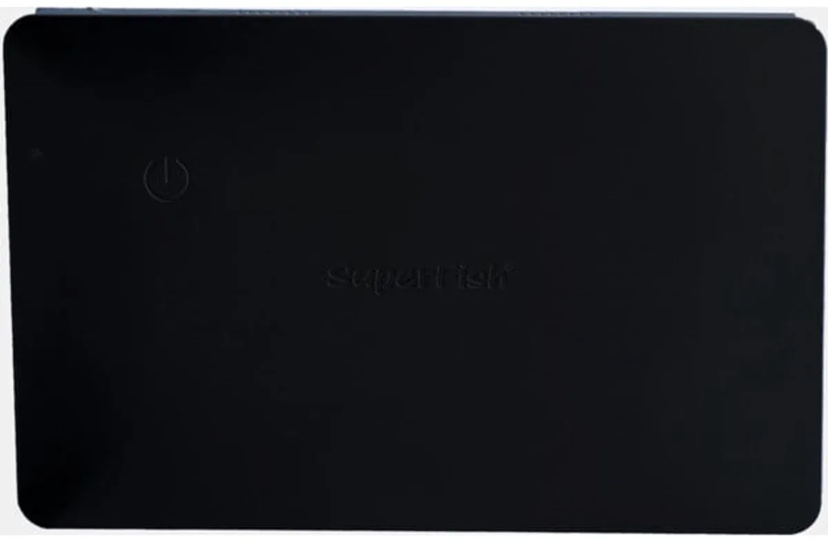 Quadro 40 Licht von SuperFish in Schwarz – Produktfoto