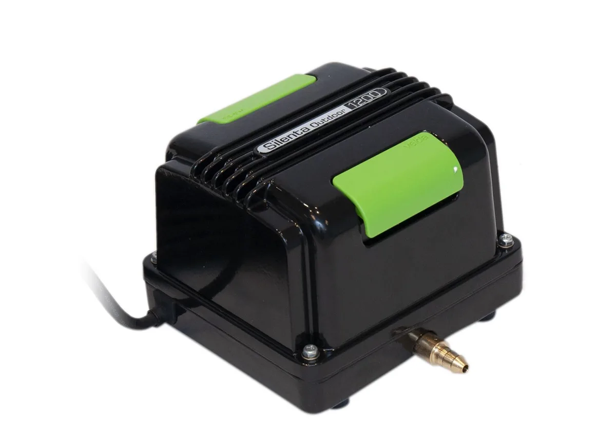Silenta Outdoor Pro 1200 - geluidsarme luchtpomp met grote luchtsteen by Velda – product photo
