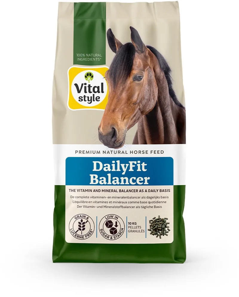 DailyFit Balancer - Paardenvoer - Brok - Vrij van Granen en Luzerne - Complete Vitaminen- en Mineralenbalancer als Dagelijks Basis - 10 kg van VitalStyle – productfoto