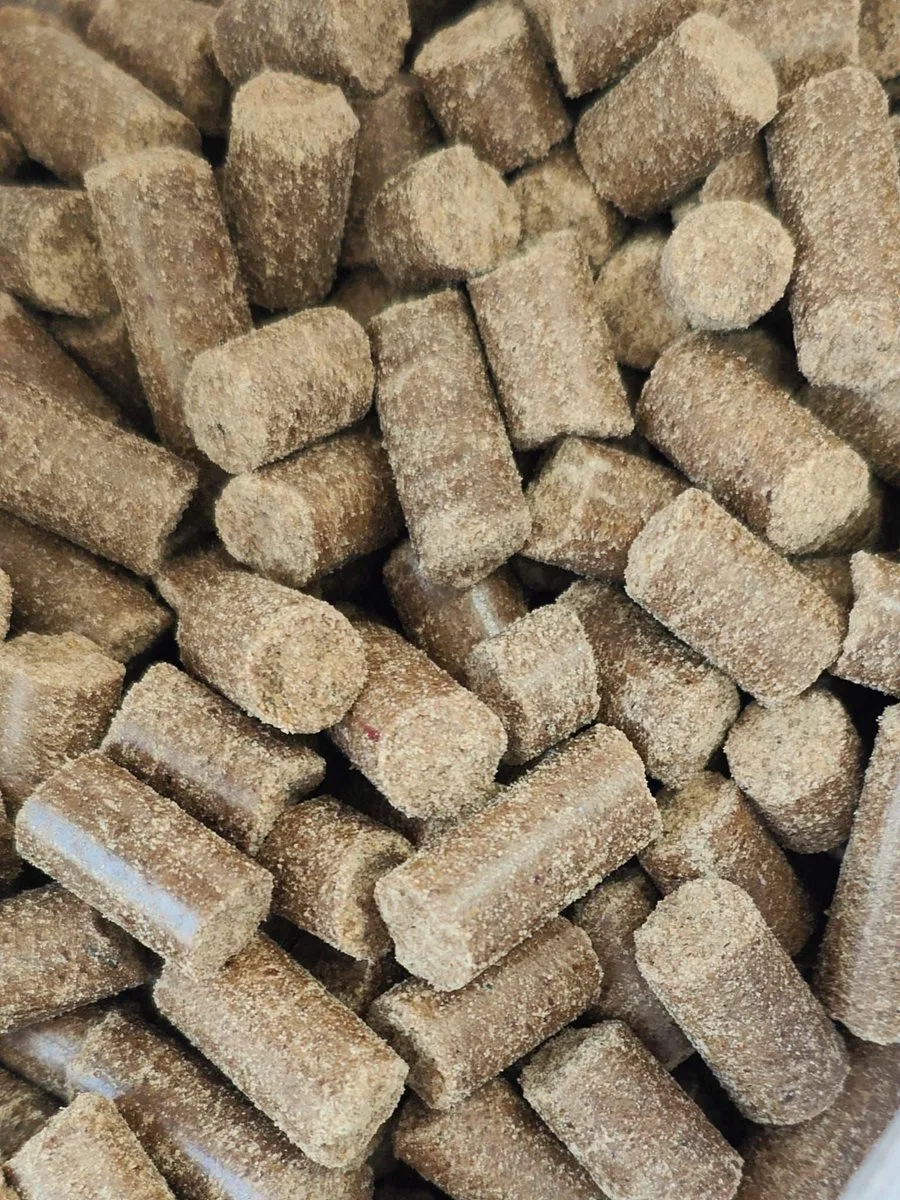 koud geperste brok Eend zak 15 kilo von Vleesje – Produktfoto