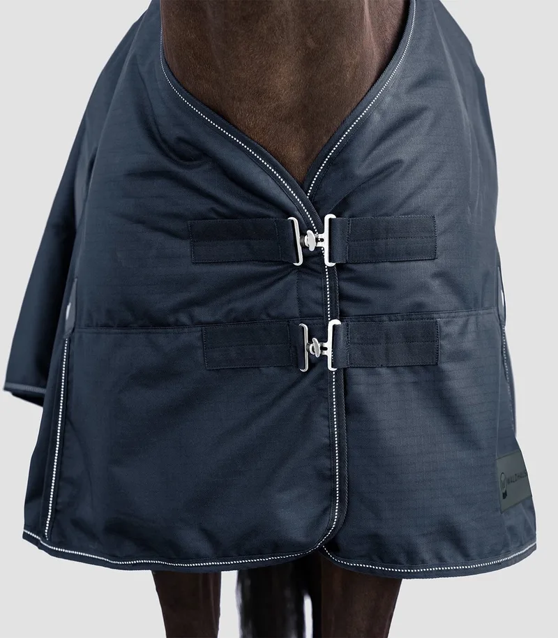 NORDIC outdoordeken, 50 g von Waldhausen in Night blue – Produktfoto