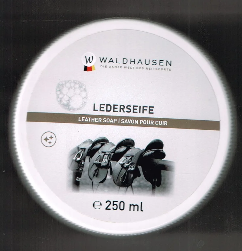 Zadel- En Lederzeep, 250 Ml by Waldhausen in Blank – product photo